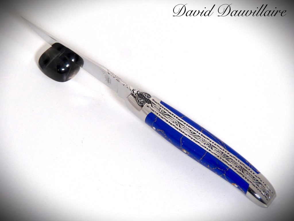 Laguiole Pierre reconstituée Lapis Lazuli ciselé par David DAUVILLAIRE