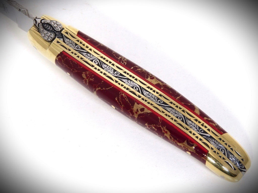 Laguiole Pierre reconstituée Jaspe rouge filet d'Or ciselé par David DAUVILLAIRE