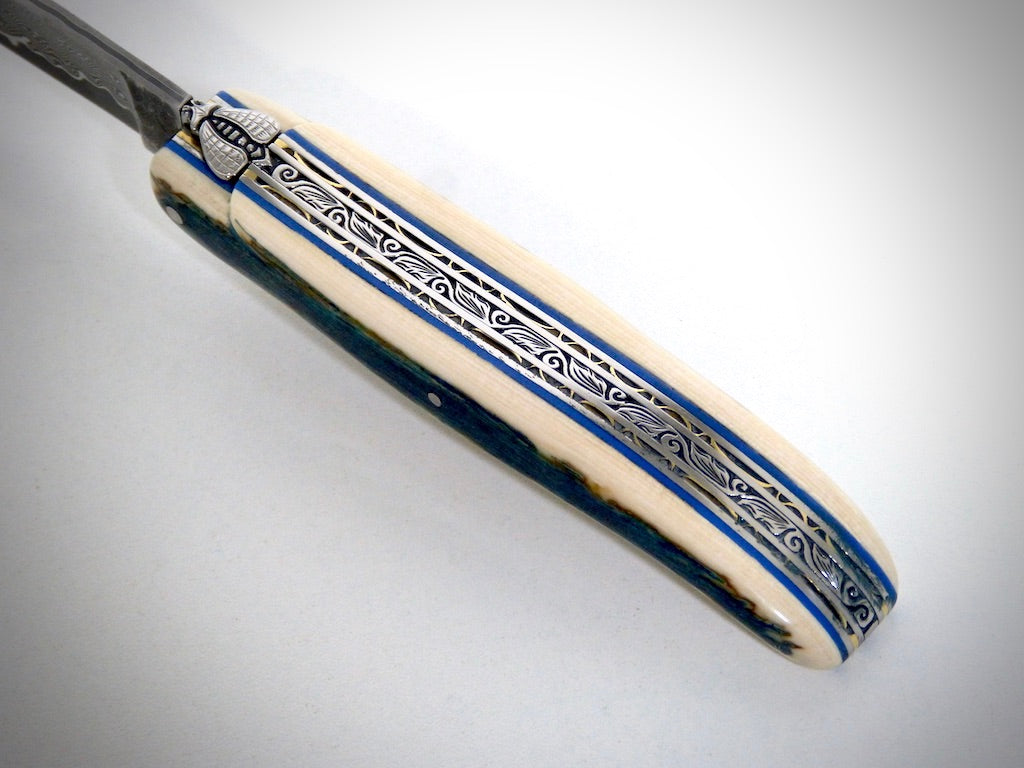 Laguiole Blue Mammoth Ivory, VG10 Damastklinge, gemeißelt von David DAUVILLAIRE