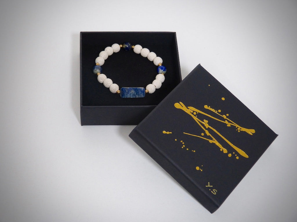 Blaues Mammut-Elfenbein-Armband, weißer Lavastein, Lapislazuli, handgefertigt von YS CRÉATIONS