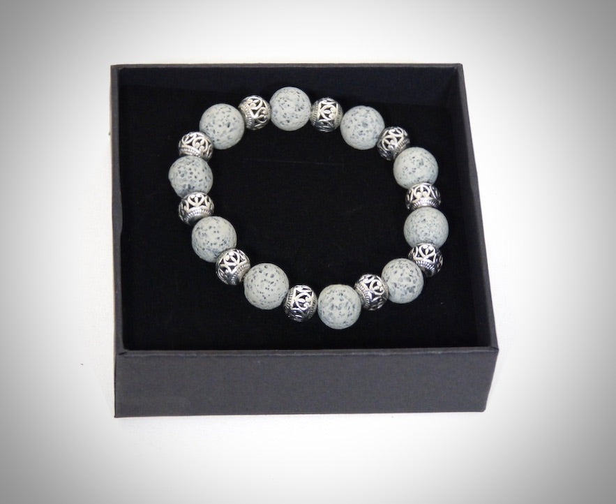 Bracelet Pierre de Lave grises fabriqué artisanalement par Y.S CRÉATIONS