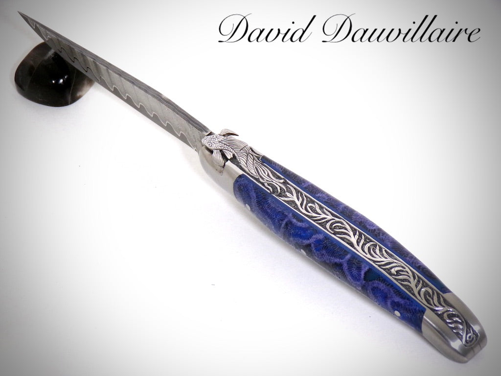 Laguiole "Koi" lame Damas VG10 ciselé par David DAUVILLAIRE