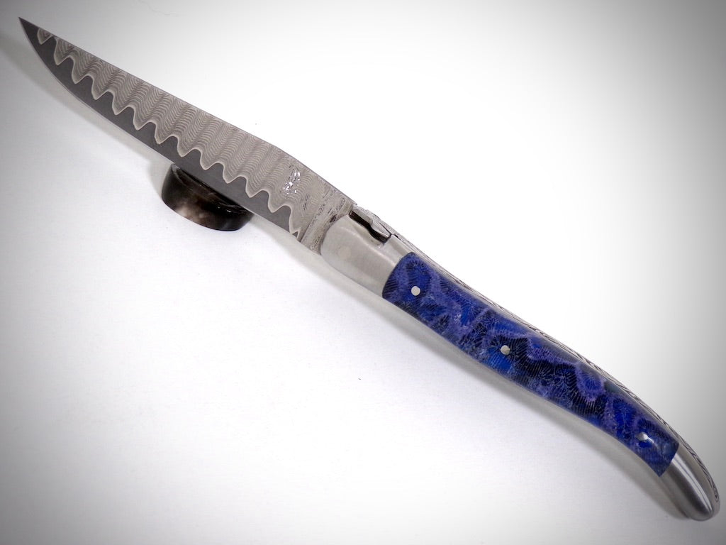 Laguiole "Koi" lame Damas VG10 ciselé par David DAUVILLAIRE