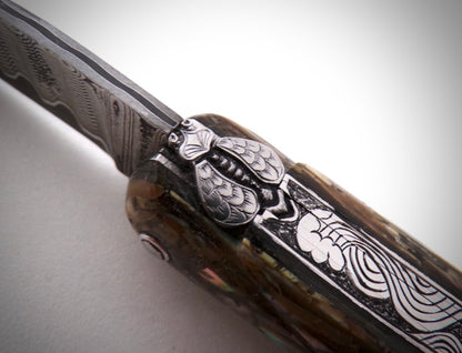 Laguiole Abalone, lame Damas VG10 ciselé par David DAUVILLAIRE
