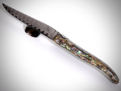 Laguiole Abalone, lame Damas VG10 ciselé par David DAUVILLAIRE