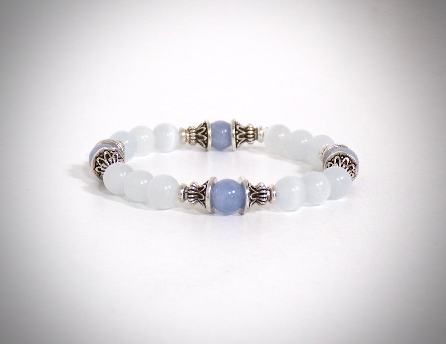 Parure en Perles de nacre et Aigue-marine fabriqué artisanalement par Y.S CRÉATIONS