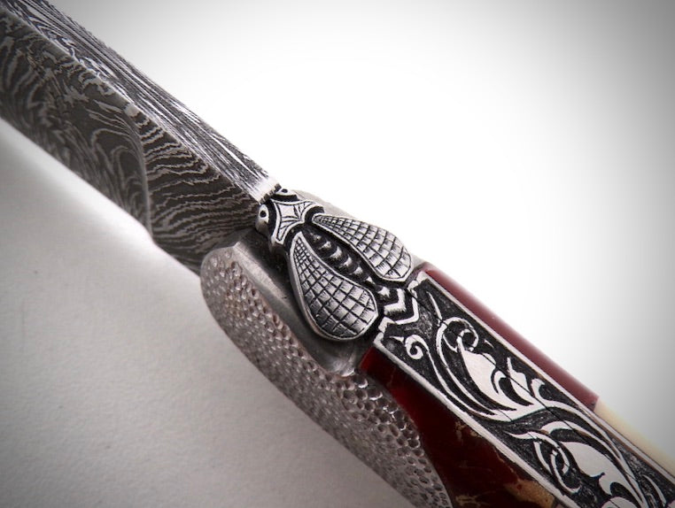 Laguiole 13 cm "Acanthus" Explosion Damascus blade engraved by David DAUVILLAIRE