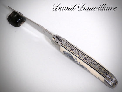 Laguiole "Acanthe" gravé et ciselé par David DAUVILLAIRE
