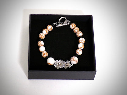 Bracelet "Floral" fabriqué artisanalement par Y.S CRÉATIONS