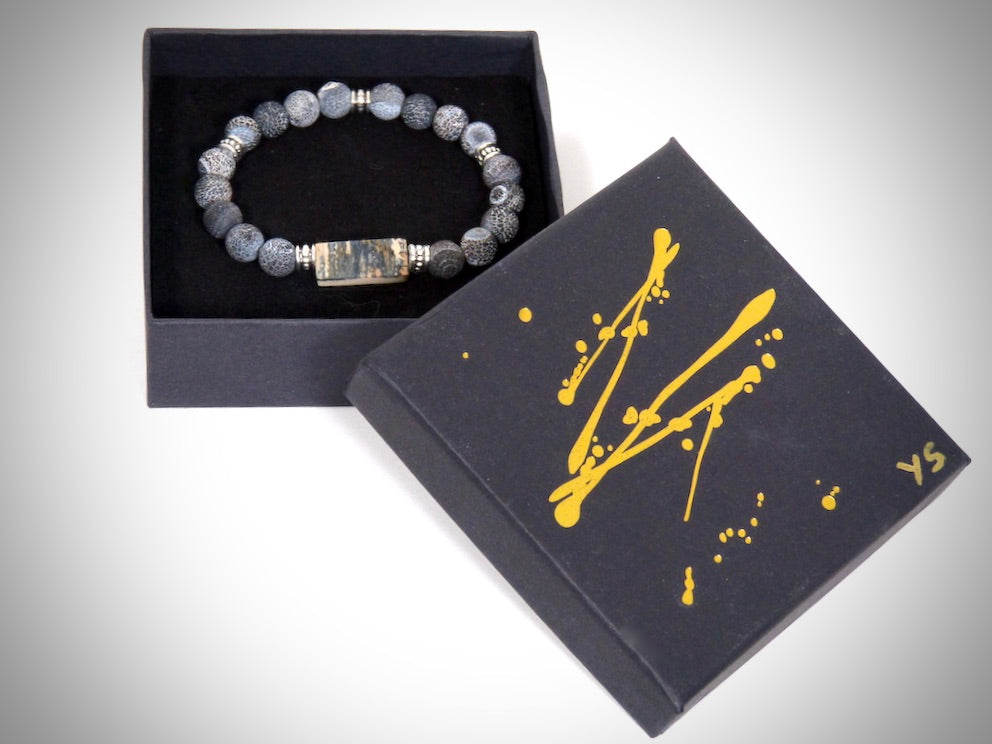 Bracelet Ivoire de Mammouth, Pierre de Lave grises fabriqué artisanalement par Y.S CRÉATIONS